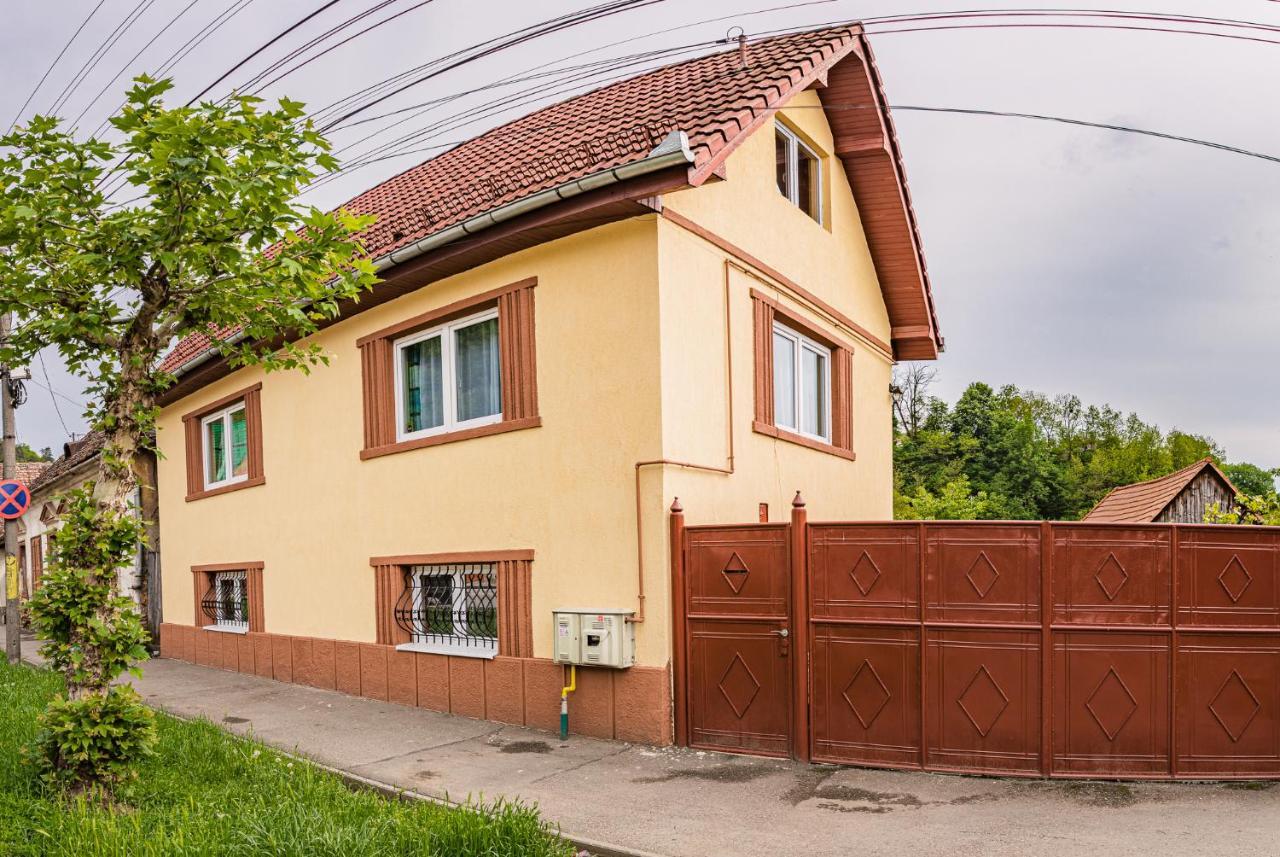 Gabi'S Home #1 Сигишоара Экстерьер фото