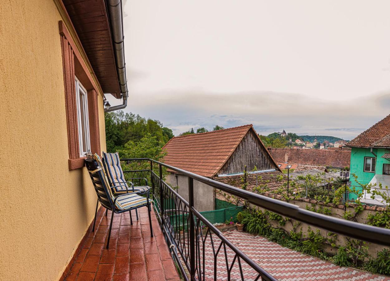 Gabi'S Home #1 Сигишоара Экстерьер фото